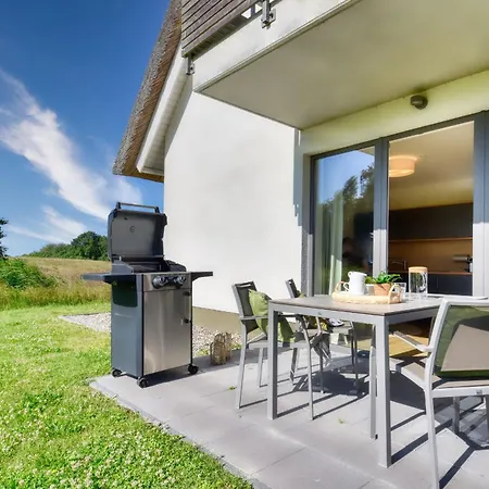 Haubentaucher 25 Im Wreecher Idyll Ruegen By Ruyastay * פוטבוס