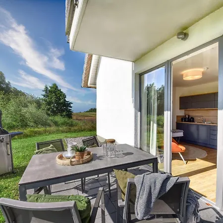 Haubentaucher 25 Im Wreecher Idyll Ruegen By Ruyastay Daire *